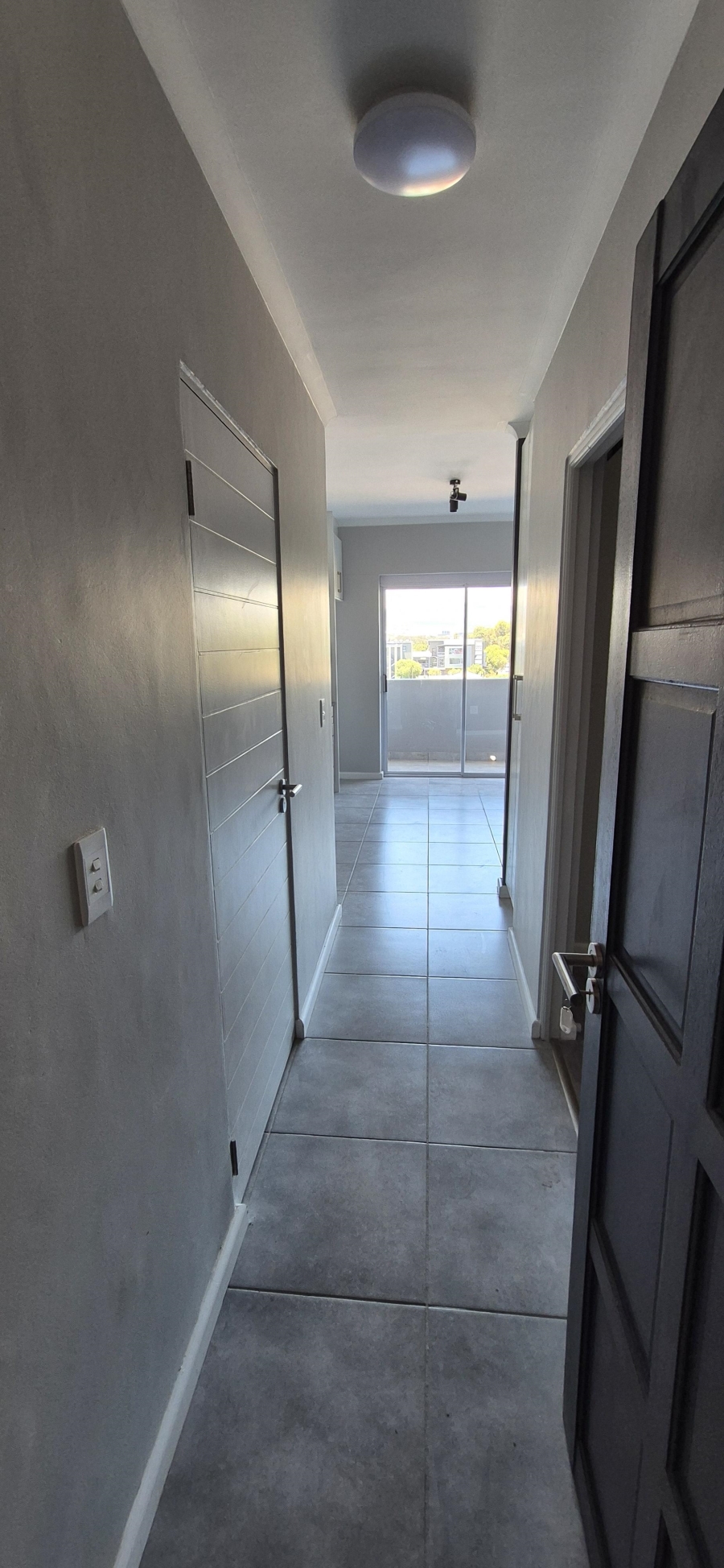 1 Bedroom Property for Sale in Table View Western Cape